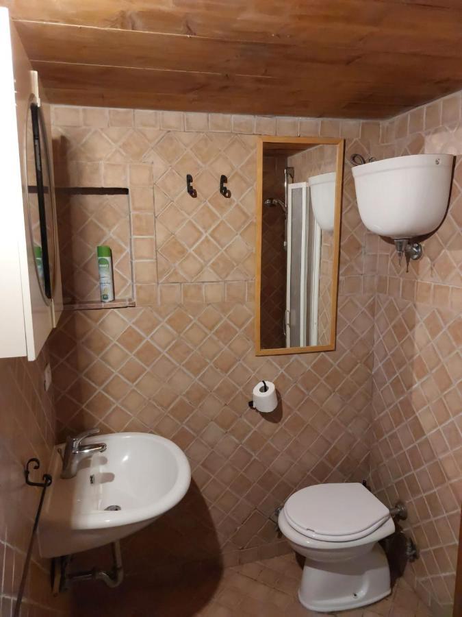 Casa Vittoria Lägenhet Calcata Exteriör bild